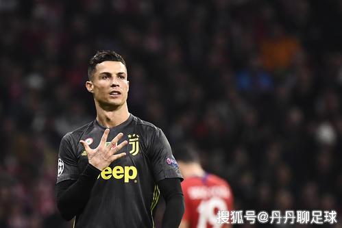  那不勒斯防线溃败，单场失球数创新高  